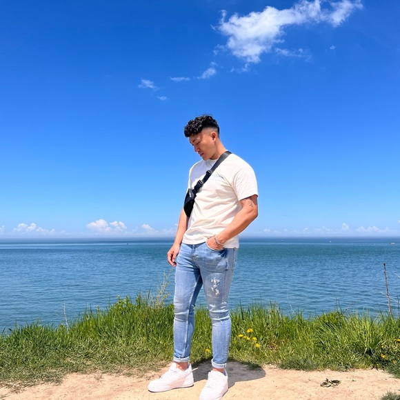 Meet your Posher, Nicholas - Picture 1 of 2